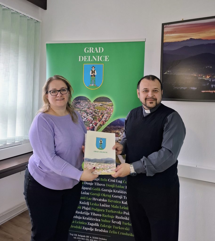 Katarina Mihelčić i vlč. Josip Tomić